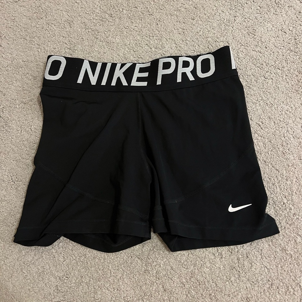 Nike pros women’s size small